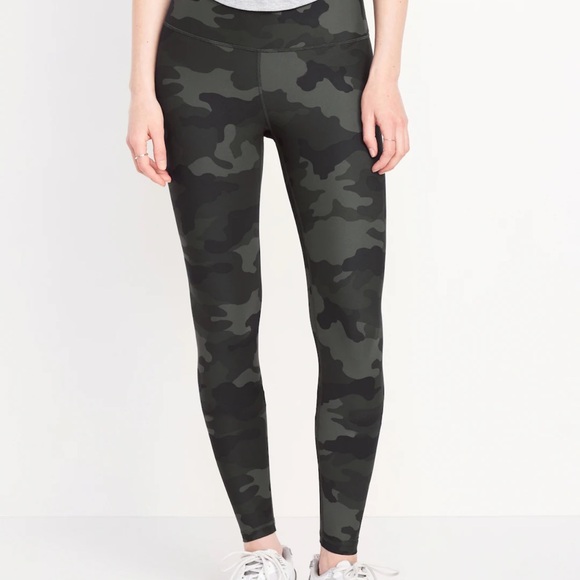 NWT OLD NAVY High-Waisted PowerSoft Full-Length Leggings CAMO SIZE MEDIUM - Picture 1 of 10